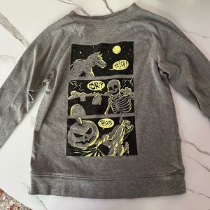 Boys' Halloween Long Sleeve Glow In The Dark T-Shirt Light Gray XS 4-5-T